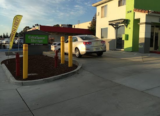 california/hayward/landmark/extra-space-storage