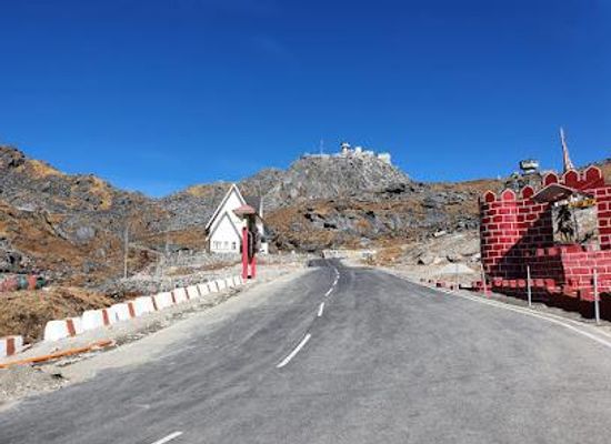 india/sikkim/landmark/nathula