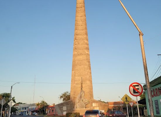 uruguay/treinta-y-tres/landmark/obelisco-de-treinta-y-tres