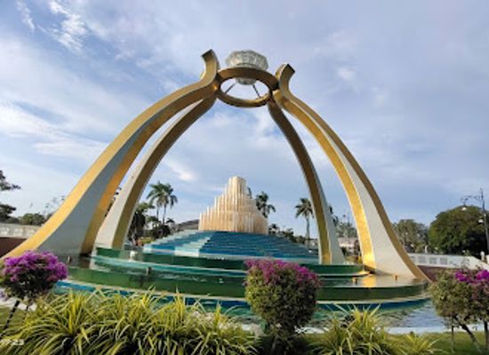 brunei/lamunin/landmark/jerudong-park-playground