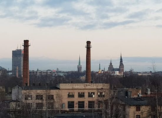latvia/kurzeme/landmark/dzeguzkalns
