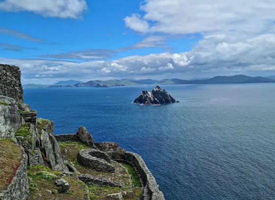 ireland/county-kerry/landmark/skellig-michael-lower-lighthouse