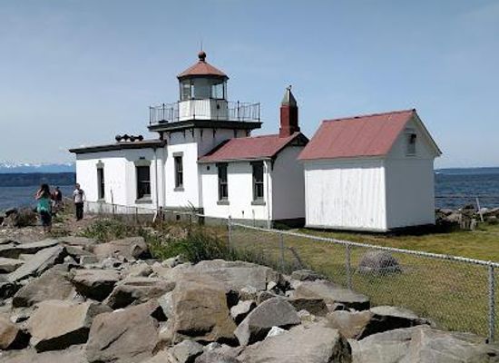 washington/federal-way/landmark/west-point-lighthouse