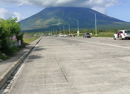 philippines/bicol-region/landmark/bicol