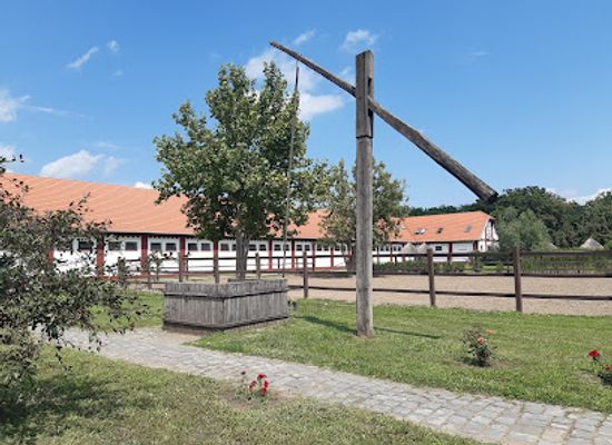 hungary/hortobagy/landmark/matai-menes