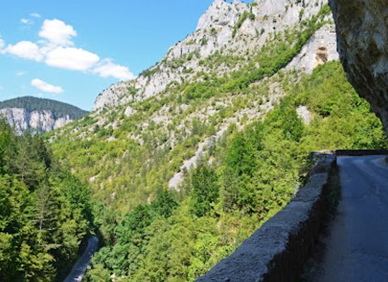 bulgaria/rhodope-mountains/landmark/buynovo-river-gorge