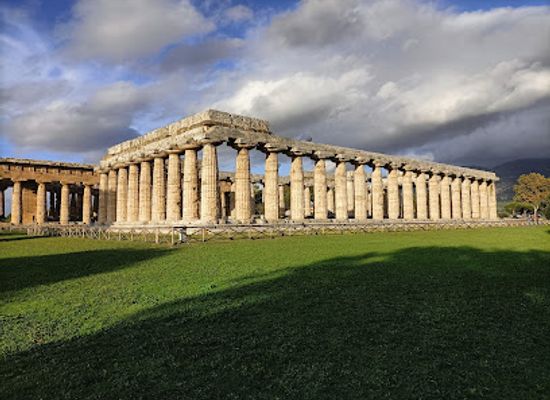 italy/irpinia/landmark/archaeological-park-of-paestum