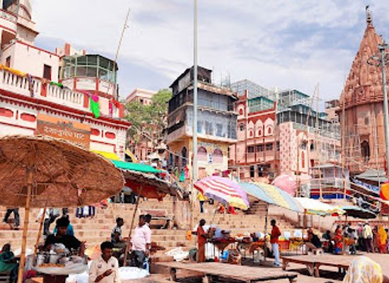 india/varanasi/assi-ghat/landmark/dashashwamedh-ghat