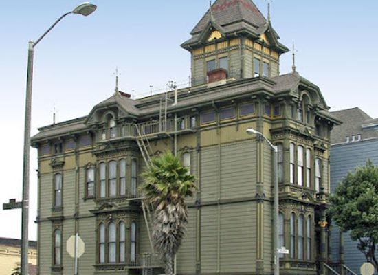 california/bay-area/landmark/alamo-square-historic-district