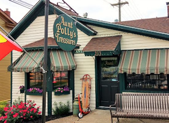 missouri/hannibal/landmark/aunt-polly-s-treasures