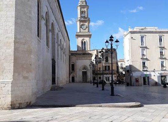 italy/apulia/landmark/piazza-duomo