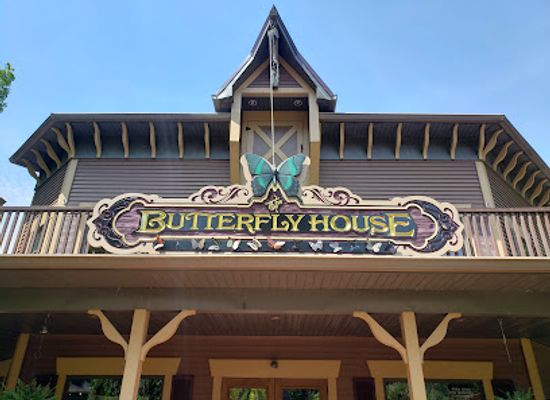 ohio/lake-erie-islands/landmark/butterfly-house-at-put-inbay