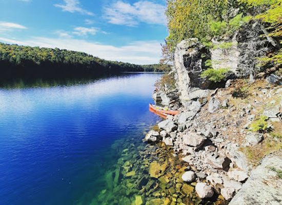 canada/haliburton-highlands/landmark/haliburton-forest-wolf-centre