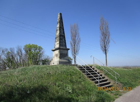 germany/anhalt/landmark/denkmal-heinrich-zu-anhalt