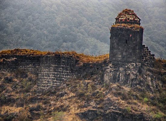 armenia/alaverdi/landmark/kayan-fortress