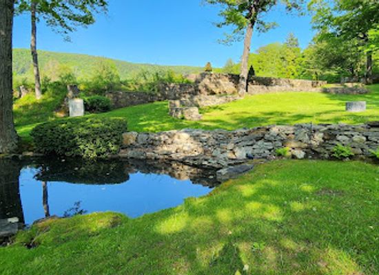 massachusetts/berkshires/landmark/ashintully-gardens
