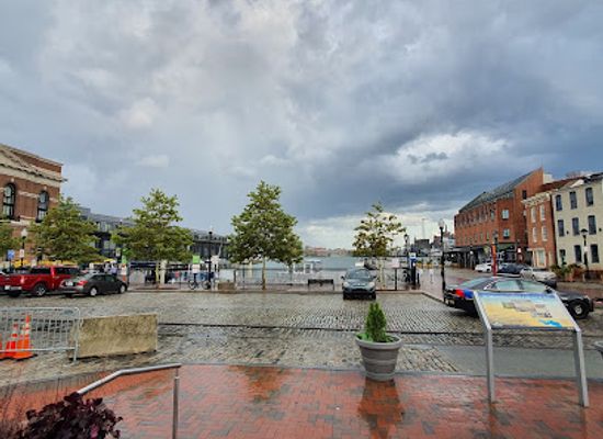 maryland/baltimore/fells-point/landmark/broadway-pier