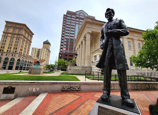 ohio/dayton/downtown-dayton/landmark/lincoln-statue