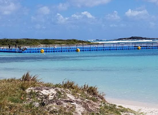 sint-maarten/dawn-beach/landmark/le-galion-beach