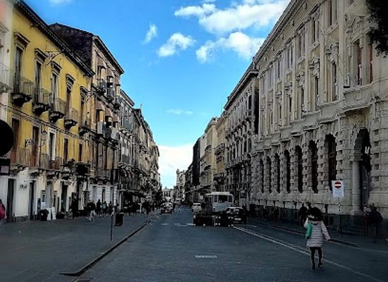 italy/catania/borgo-sanzio/landmark/villa-bellini-chiosco-bellini