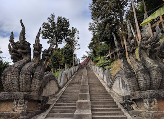 laos/bokeo-province/landmark/phra-that-doi-pu-khao