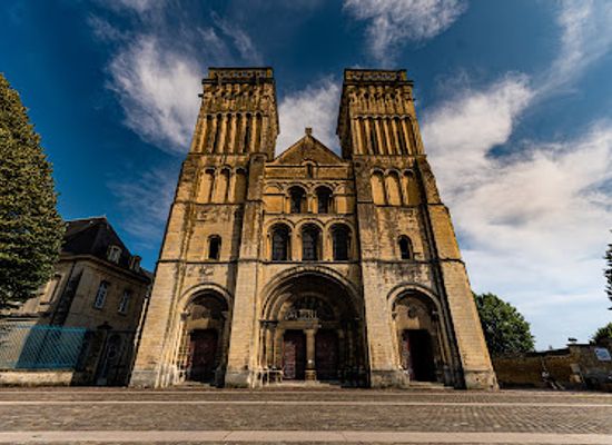 france/caen/landmark/parc-michel-d-ornano