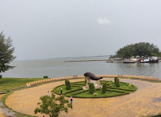 thailand/rayong/klaeng/landmark/htms-prasae-memorial
