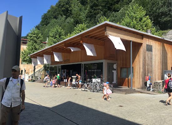 liechtenstein/sareis-trail/landmark/kunstraum-englanderbau