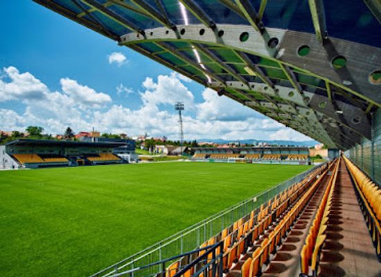 slovakia/pohronie/landmark/fk-pohronie