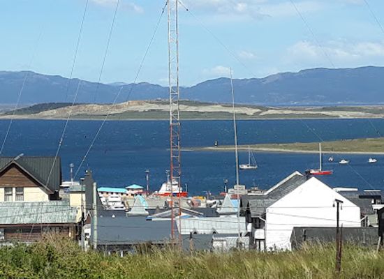 argentina/ushuaia/landmark/empanada-un-buen-lugar
