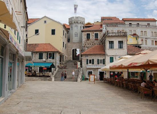 montenegro/old-herzegovina/landmark/old-town