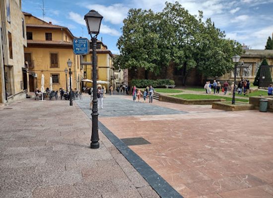 spain/asturias/landmark/placa-del-camino-de-santiago