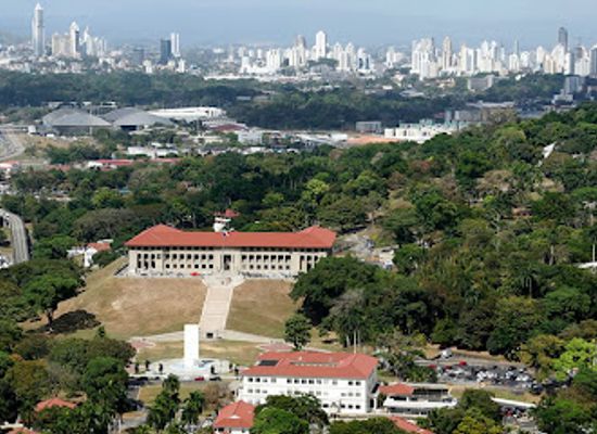 panama/central-panama/landmark/edificio-de-la-administracion-del-canal-de-panama