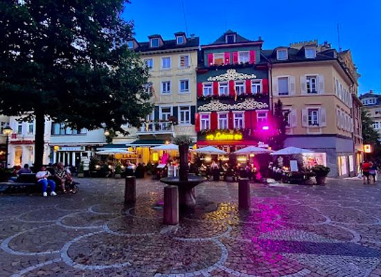germany/baden/landmark/brunnen-am-jesuitenplatz