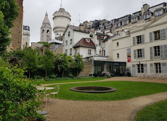 france/paris/montmartre/landmark/musee-de-montmartre