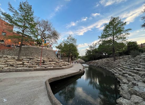 texas/fort-worth/landmark/fort-worth-stockyards-river-walk