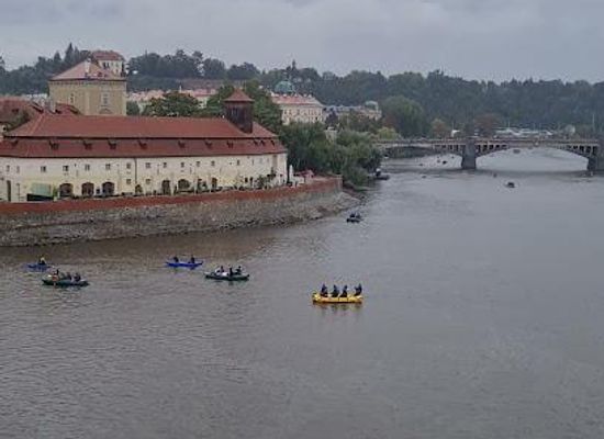 czechia/prague/landmark/socha-jana-nepomuckeho