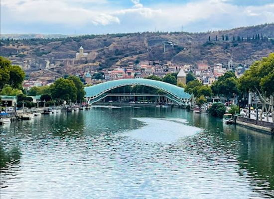 georgia/tbilisi/mtatsminda/landmark/nikoloz-baratashvili-bridge