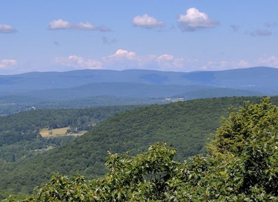 connecticut/bear-mountain/landmark/haystack-mountain-state-park