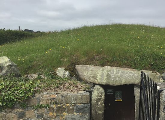 guernsey/forest/landmark/dehus-dolmen