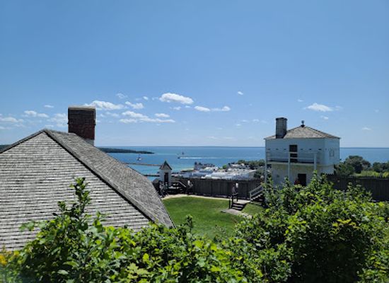 michigan/mackinac-island/landmark/mackinac-island-carriage-tours