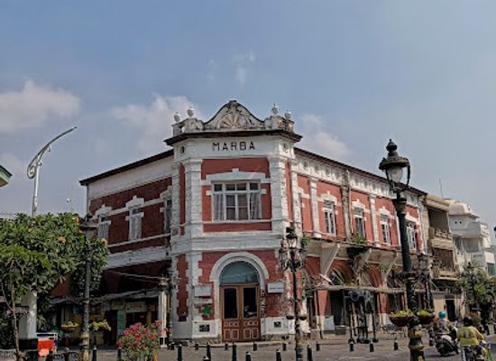 indonesia/semarang/chinatown-semarang/landmark/gedung-marba-martak-bajunaid-history-of-yemeni-bussinesman-in-semarang