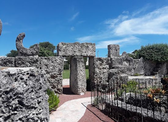 florida/southeast-florida/landmark/coral-castle