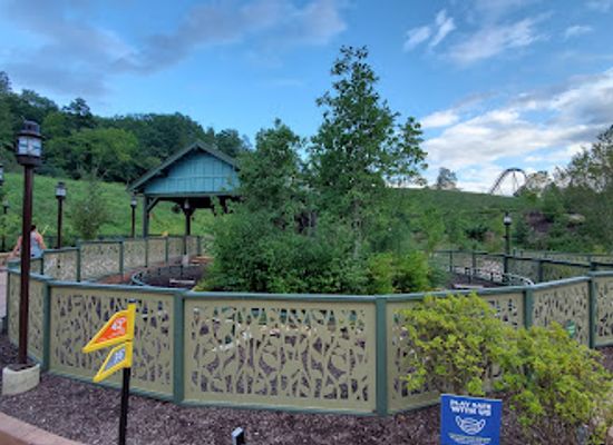 tennessee/dollywood/landmark/black-bear-trail
