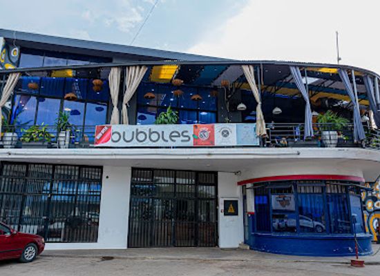 burundi/bujumbura-rural/landmark/bubbles-caffe-restaurant-deliveries-barbershop-spa-carwash