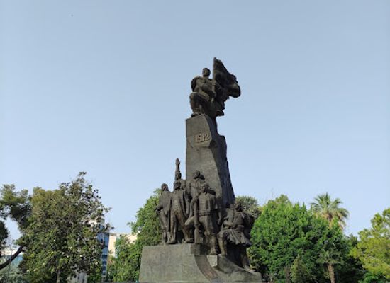 albania/vlora-region/landmark/vlore-city