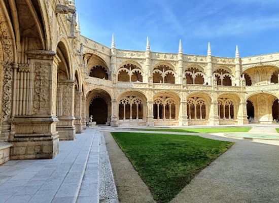 portugal/lisbon/landmark/jeronimos-monastery