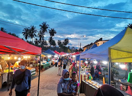 malaysia/langkawi/landmark/ayer-hangat-friday-night-market