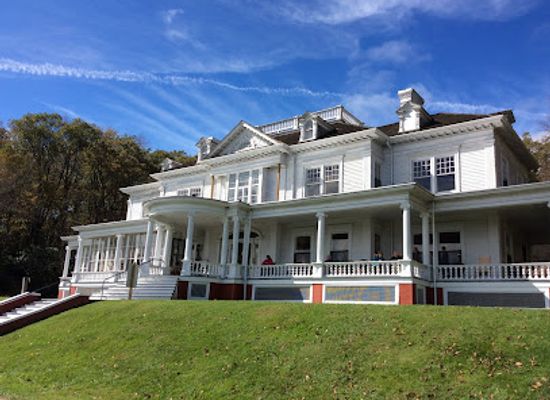 north-carolina/high-country/landmark/the-cone-manor