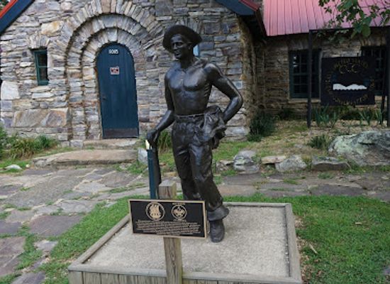 alabama/upland-south/landmark/cheaha-state-park
